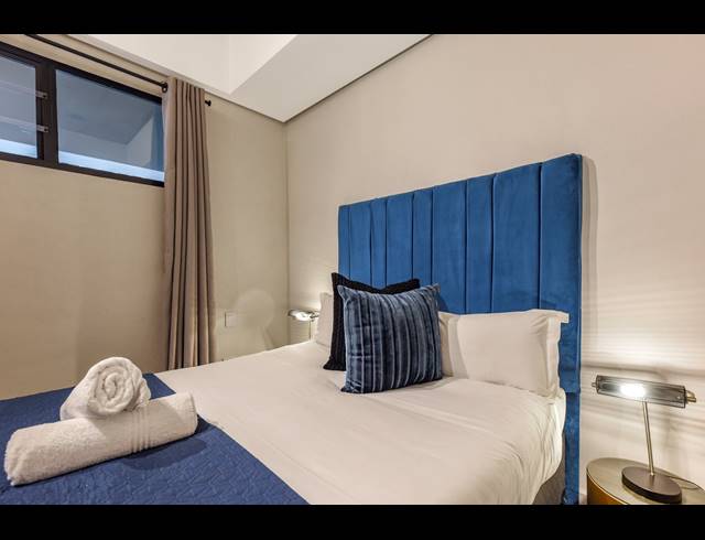 2 BEDROOM APARTMENT FOR SALE IN SANDOWN